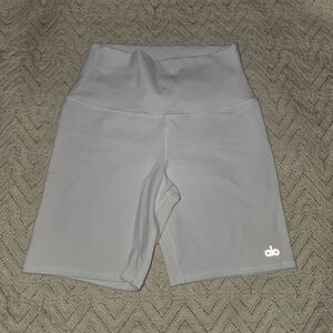 ALO Yoga High-Waist Bike Shorts in White
